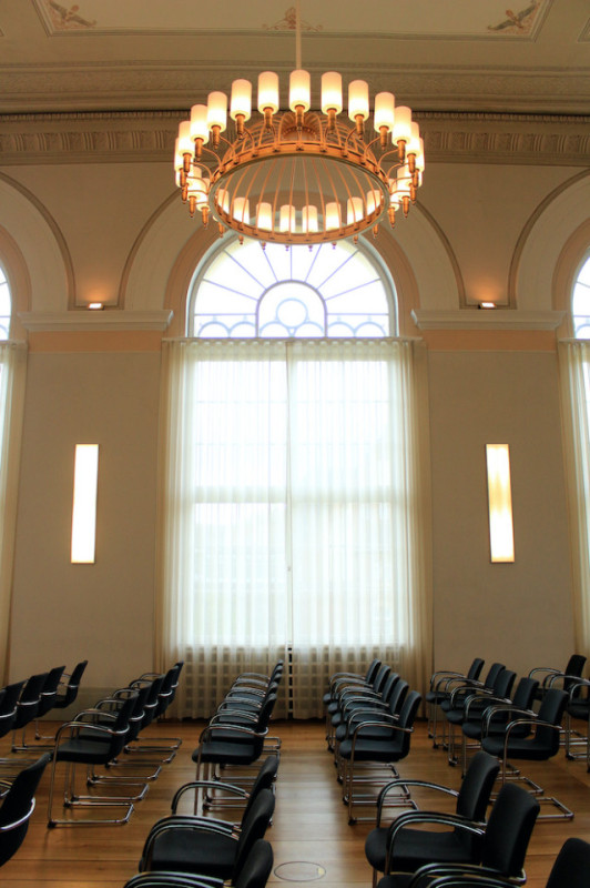 plush74 location scout alquiler foto film producción berlin teatro mitte even space hall1