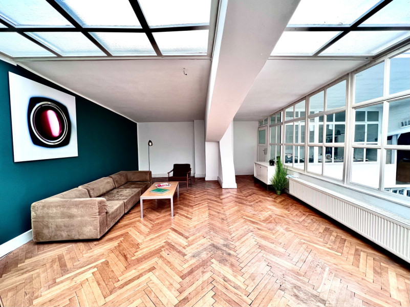 pluche74 lofty studio dusseldorf 1