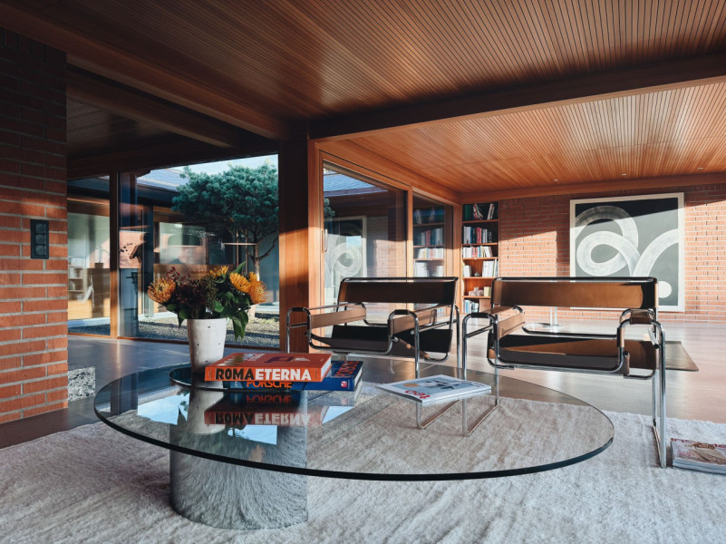 plush74 mid century design bungalow zürich 9 (1)