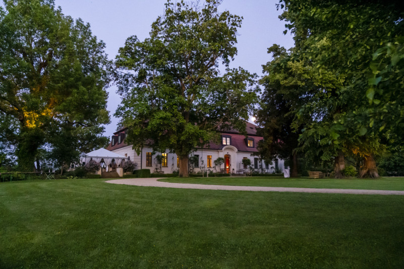 plush74 nature estate outside berlin 15