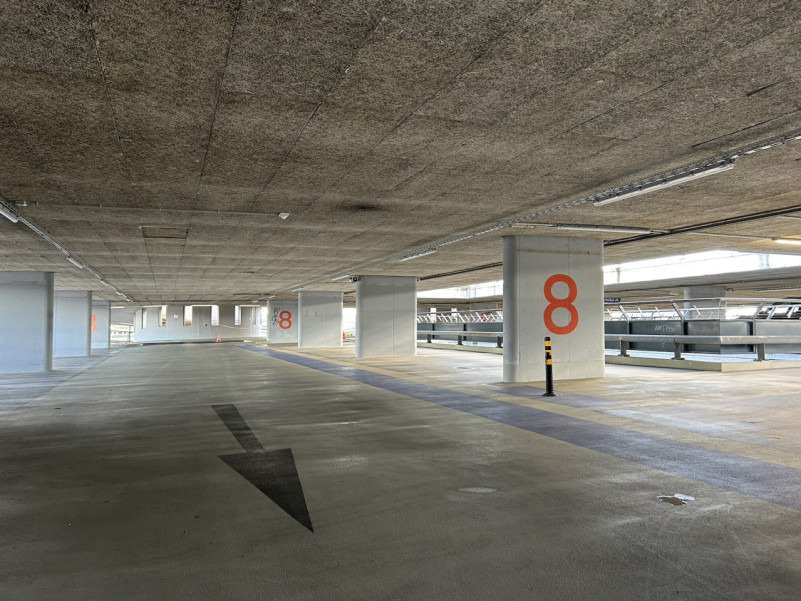 plush74 parkdeck hallen am borsigturm 31