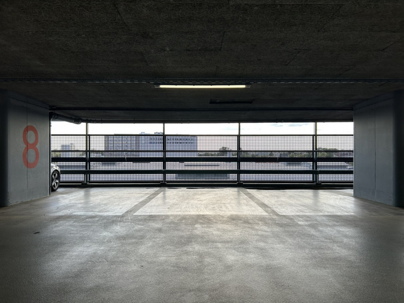 plush74 parkdeck hallen am borsigturm 47