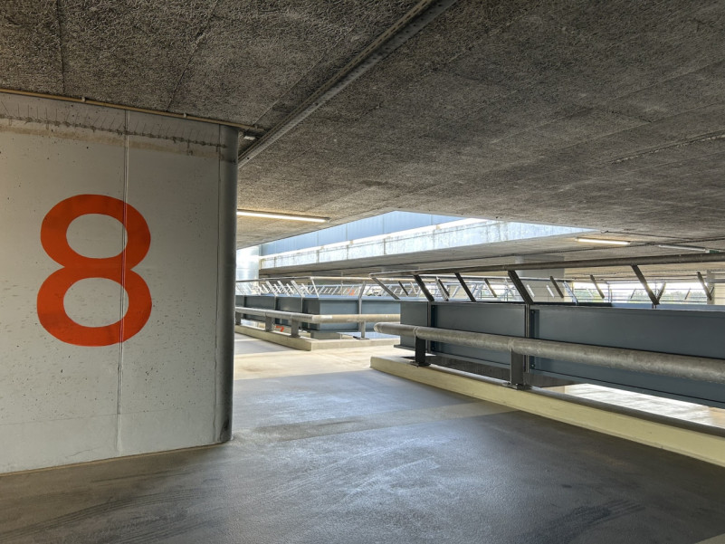 plush74 parkdeck hallen am borsigturm 49 (1)