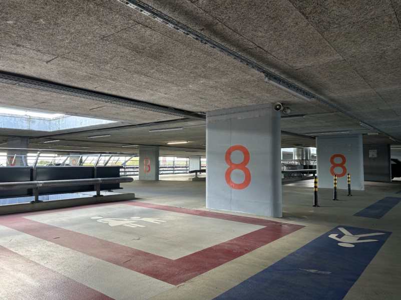 plush74 parkdeck hallen am borsigturm 56