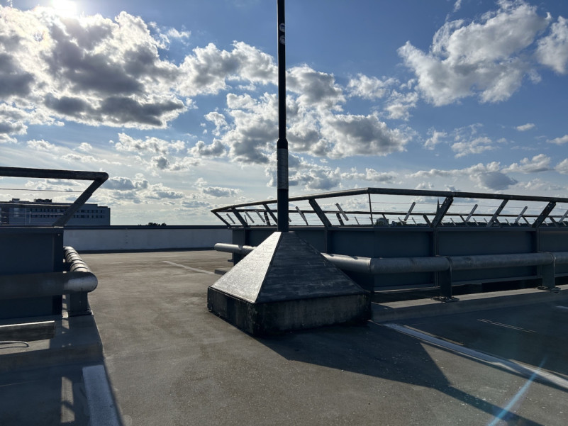 plush74 parkdeck hallen am borsigturm 6