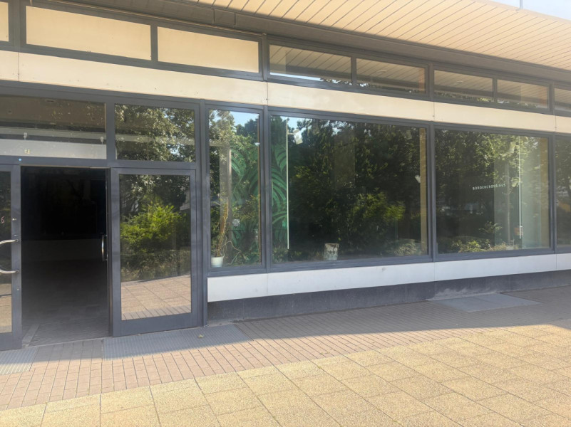 plush74 pop up space leipziger street 17