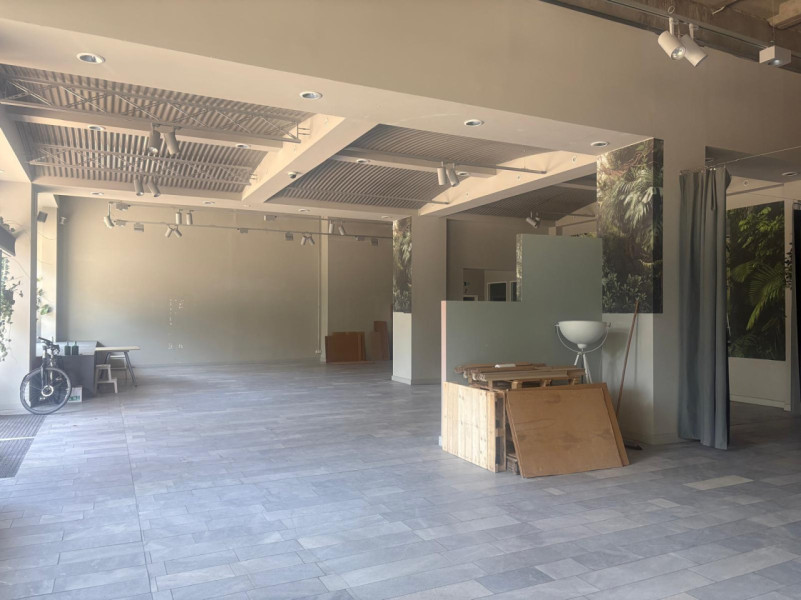 plush74 pop up space leipziger street 27