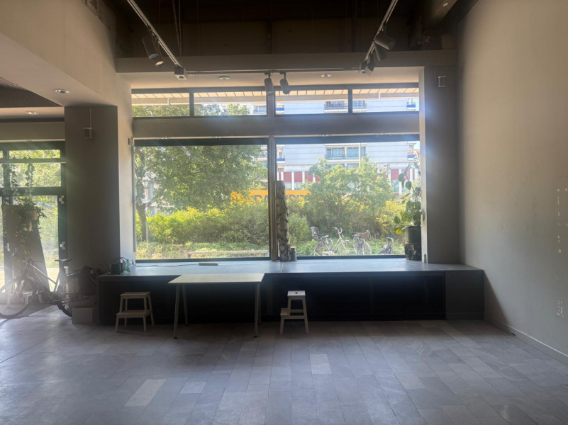 plush74 pop up space leipziger street 4