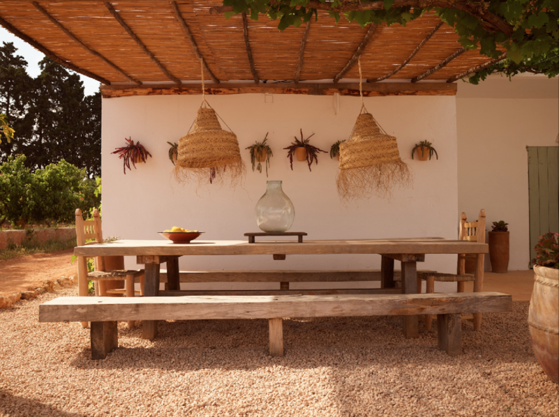 peluche74 alquiler producciones locaiton foto film granja ibiza spain00023