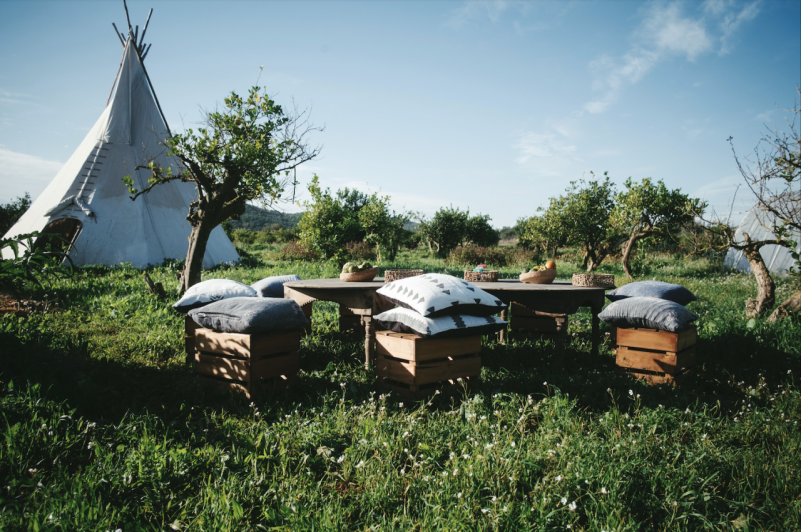 peluche74 alquiler producciones locaiton foto film granja ibiza spain00024