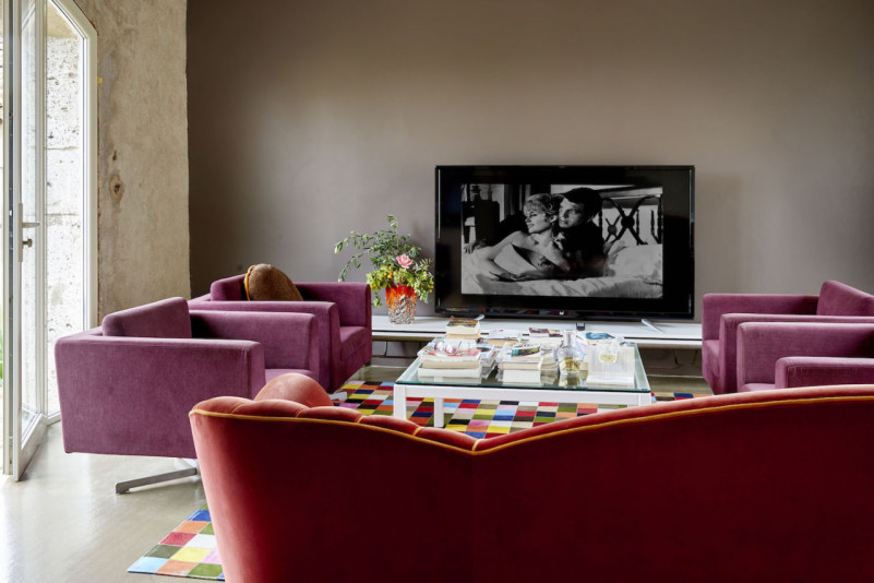 plush74 rental productions locaiton photo film holuse loft france00002