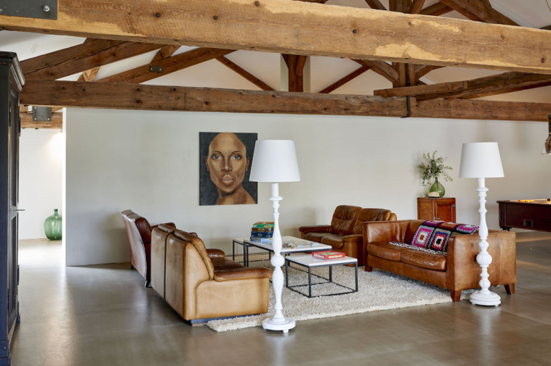 plush74 rental productions locaiton photo film holuse loft france00010