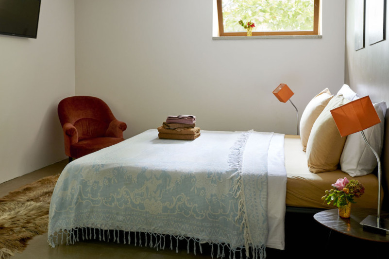 plush74 rental productions locaiton photo film holuse loft france00013