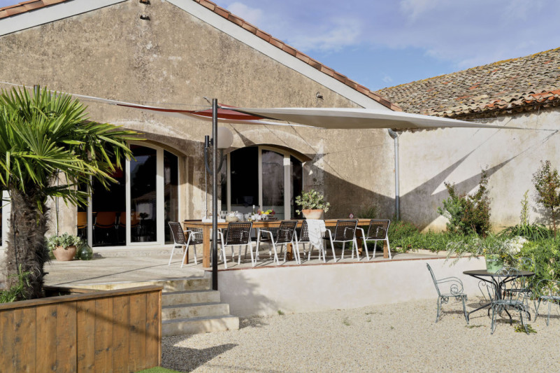 plush74 rental productions locaiton photo film holuse loft france00022