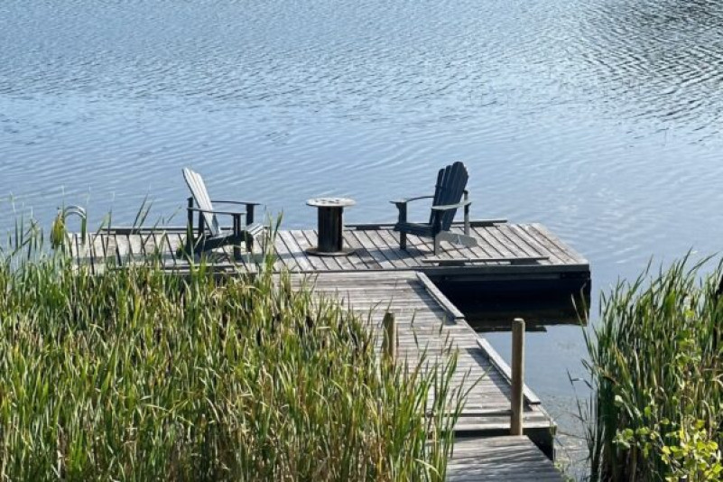 plush74 ruhigen Seeufer Solar Kabinen Rückzug 22