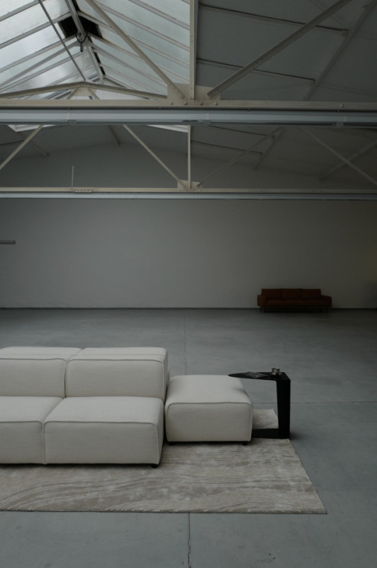 plush74 white out studios dusseldorf 11