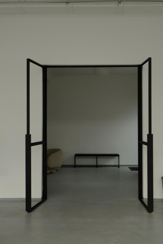 plush74 white out studios dusseldorf 12