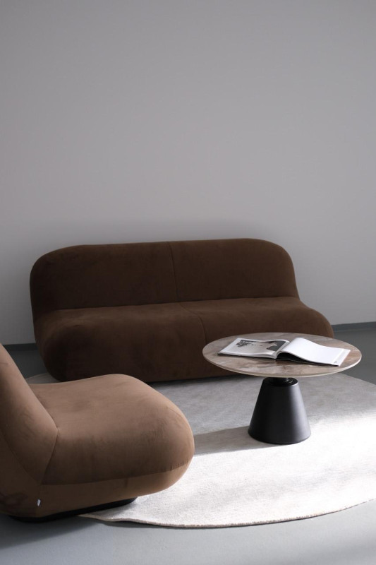 plush74 white out studios dusseldorf 2