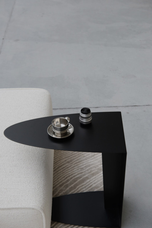 plush74 white out studios dusseldorf 9