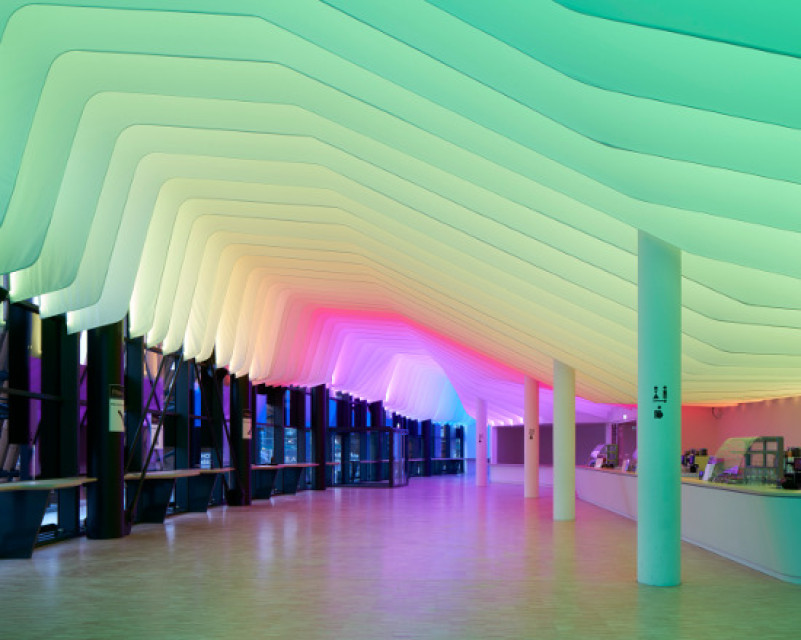 showpalast m nchen foyer regenborgen 550x440