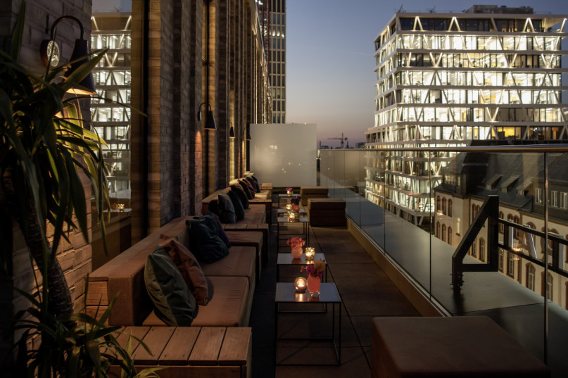 05 amano grand central apartment bar terrace jens bosenberg