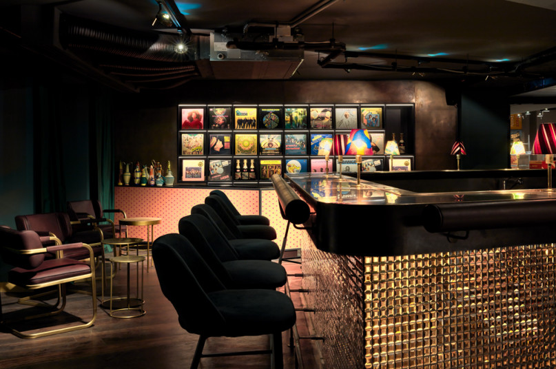 25h paris steveherud sape bar klein 2