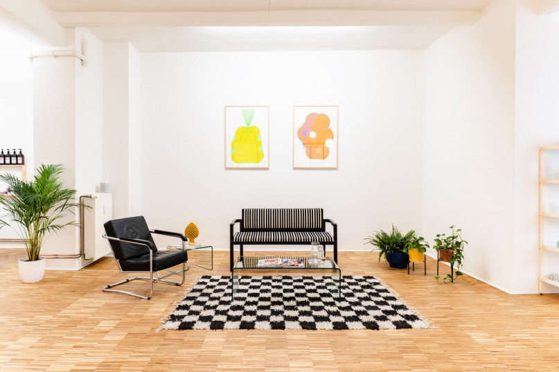 ava space waiting front