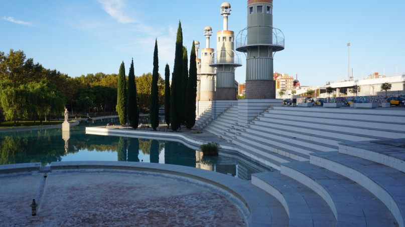 barcelonalocatieplush745jpeg13