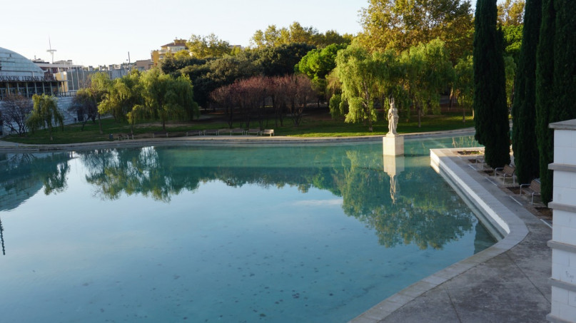 barcelonalocatieplush745jpeg3