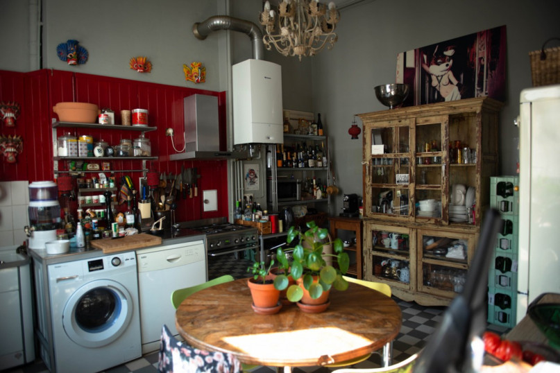 berlinolocaleplush745jpeg10