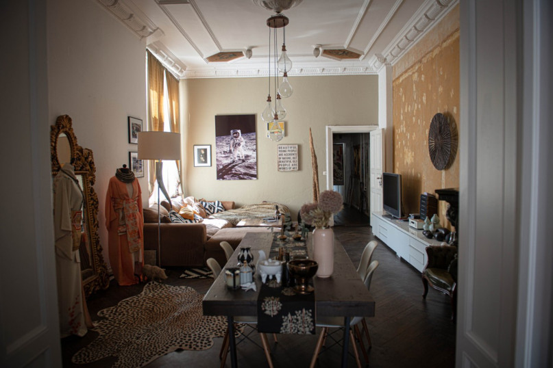 berlinolocaleplush745jpeg2