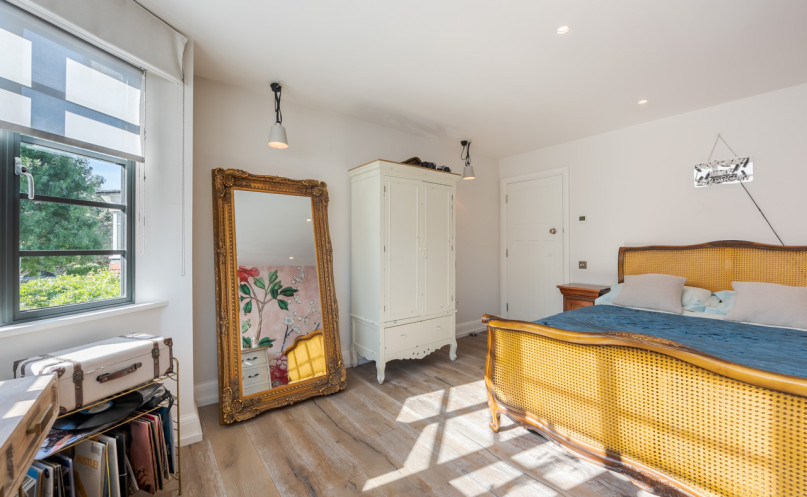 burcote road sw18 42