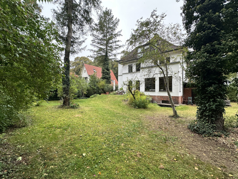 haus nahe filmstudios babelsberg mit sehr grossem garten 77