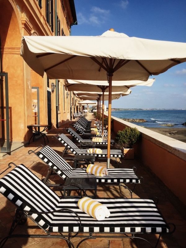 italy hotel lapostaveccia pool events film shooting tuscany plush74 location5 (1)