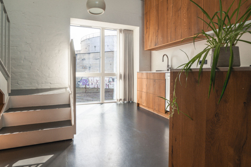 lepi studios 2400 014