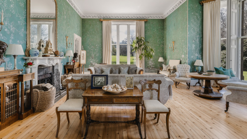plush 74 birkhill castle 101411 24