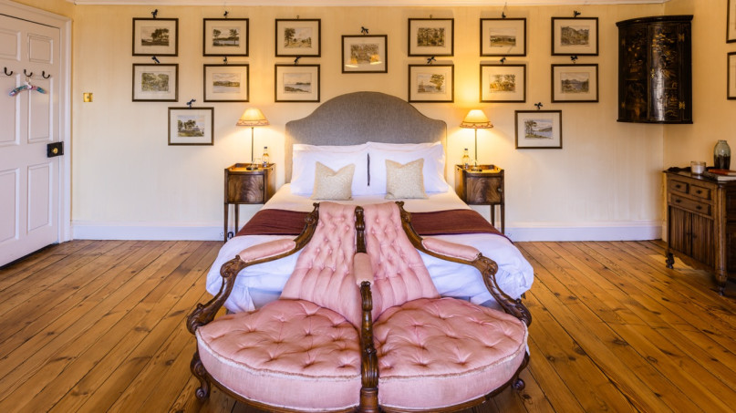 plush 74 birkhill castle 101411 34