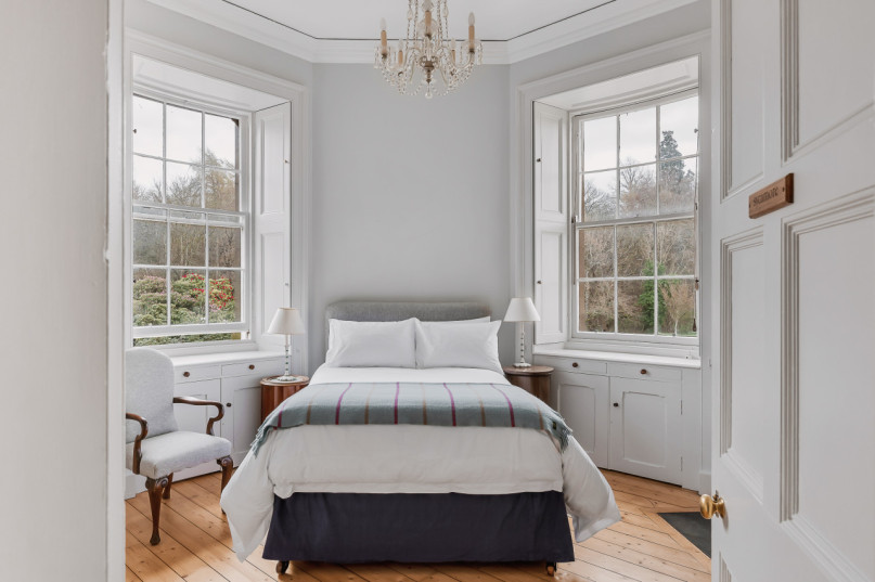 plush 74 birkhill castle 101411 54