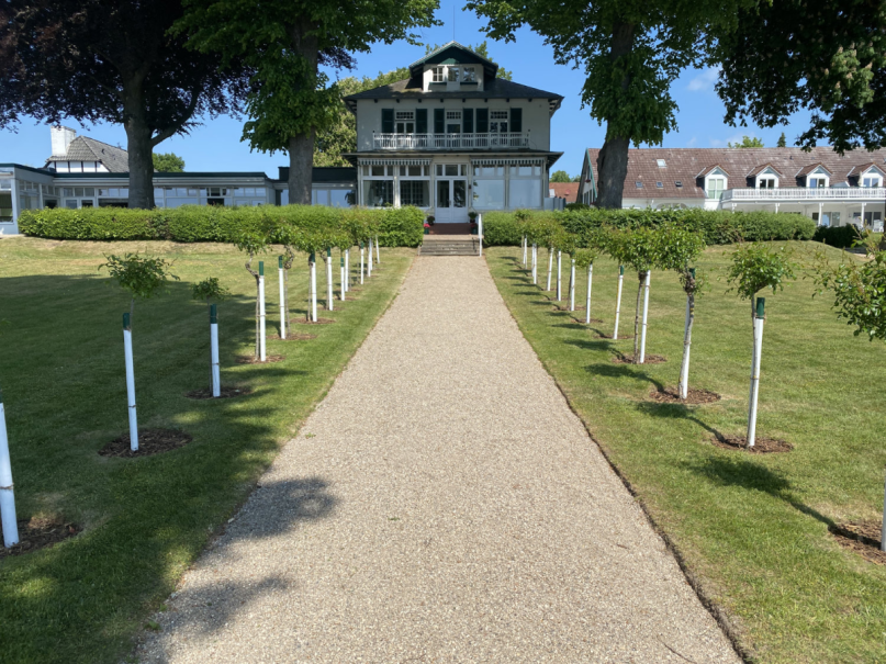 plush 74 ostseehotel 14573 3