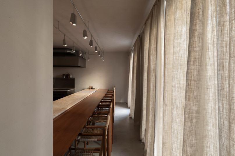 plush 74 restaurant ernst 105242 1