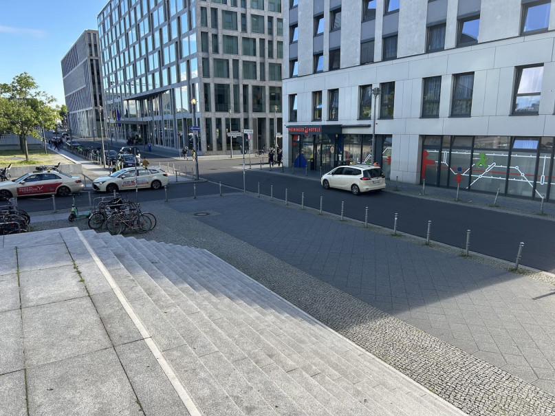plush74 17 berlin hauptbahnhof 25