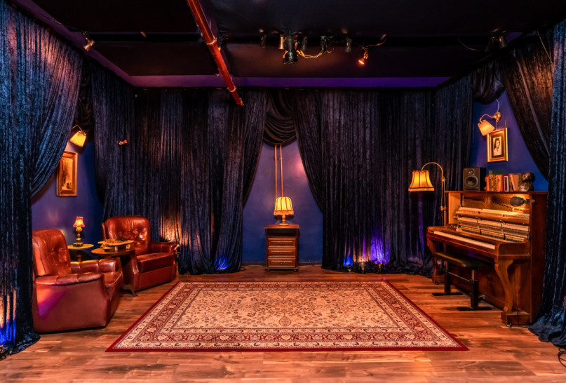 pluche74 1920 roaring hideaway 22