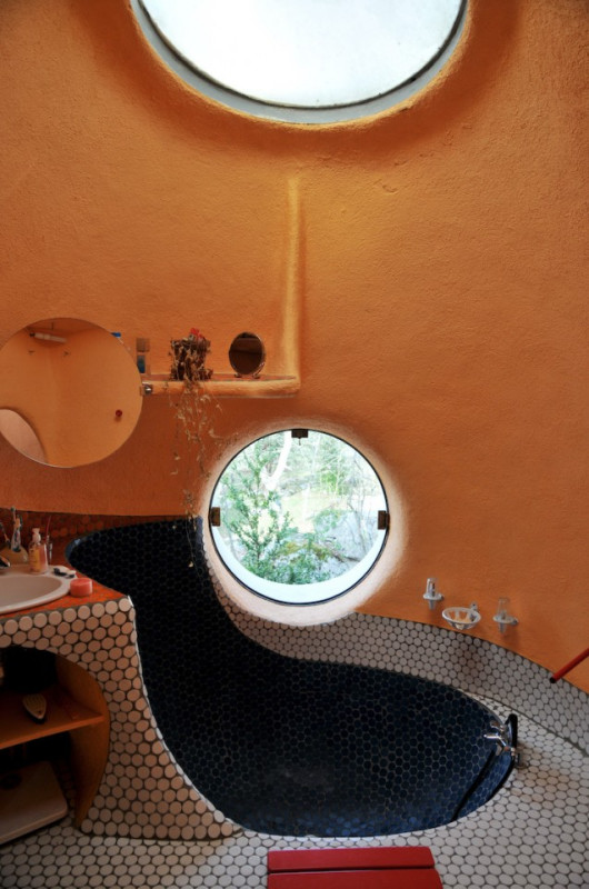plush74 architecture funky rental location film photo event organic france berlin orange retro 4