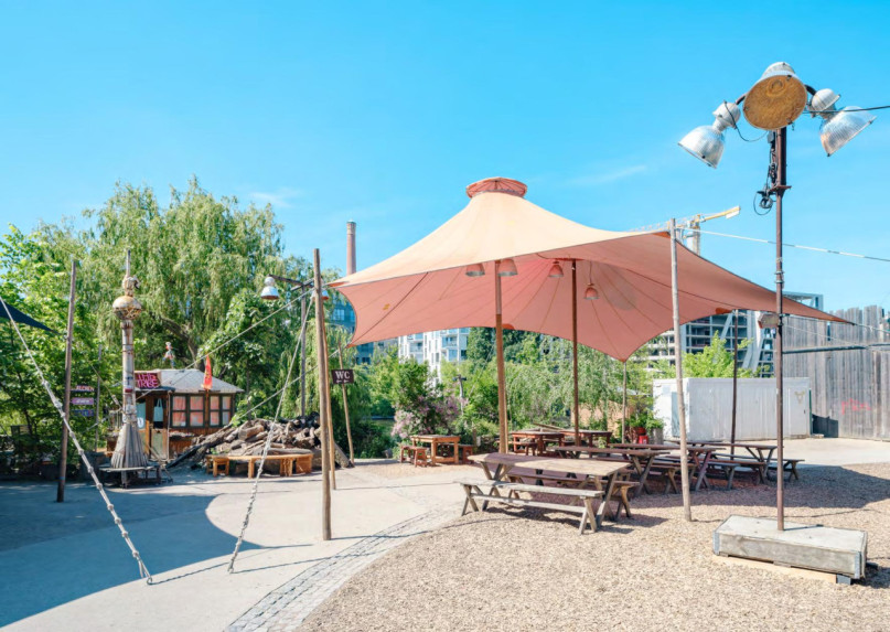 plush74 beachside berlin 1