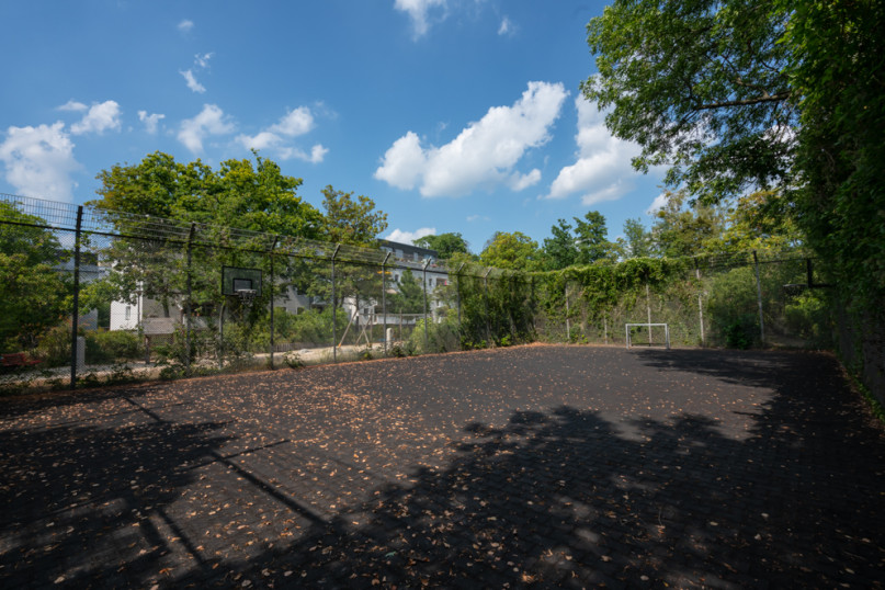 peluche74 berlino affitto location film scout photo village american style19