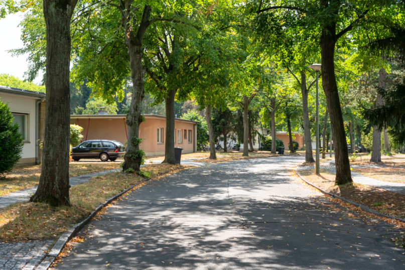 peluche74 affitto location berlino film scout foto villaggio americano26