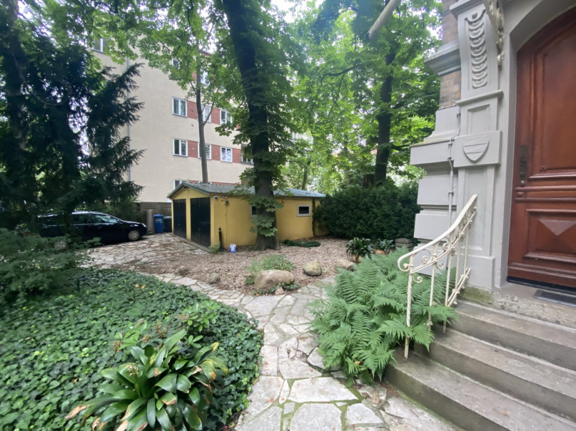 plush74 berlin rooftop villa retreat with garden pool 8