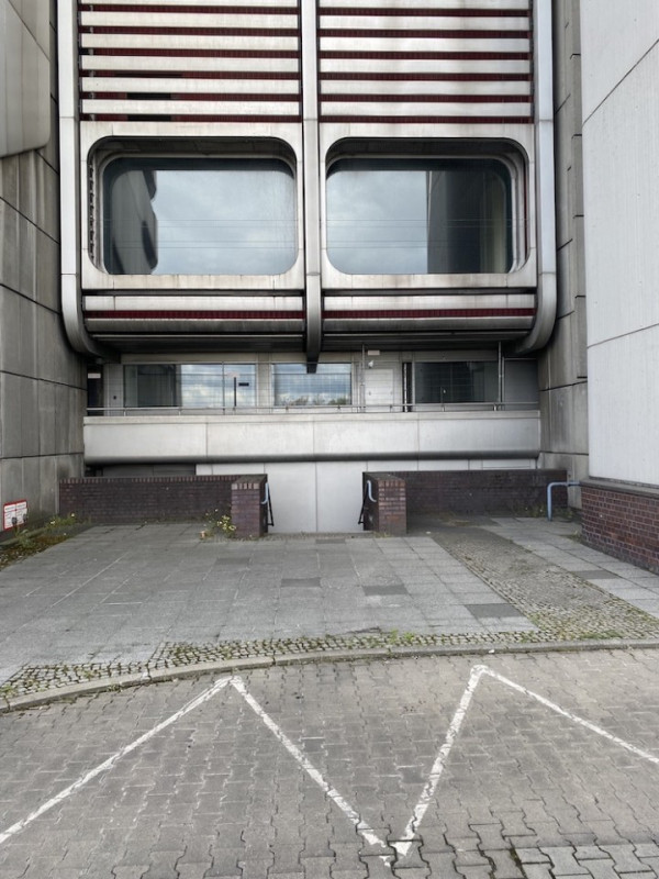 peluche74 berlino street scouting moderno shooting film agenzia fotografica 32