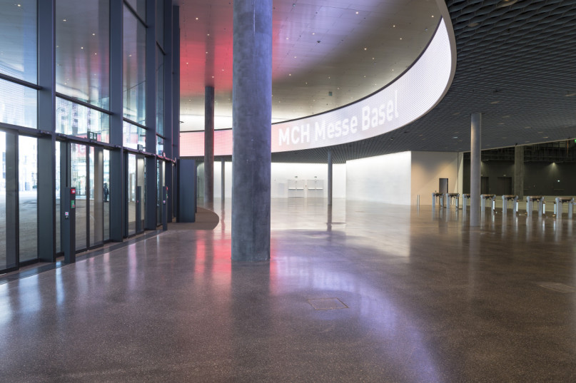 plush74 black fair venue basel 10