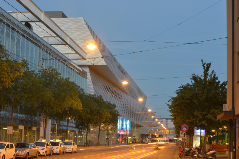 plush74 black fair venue basel 13